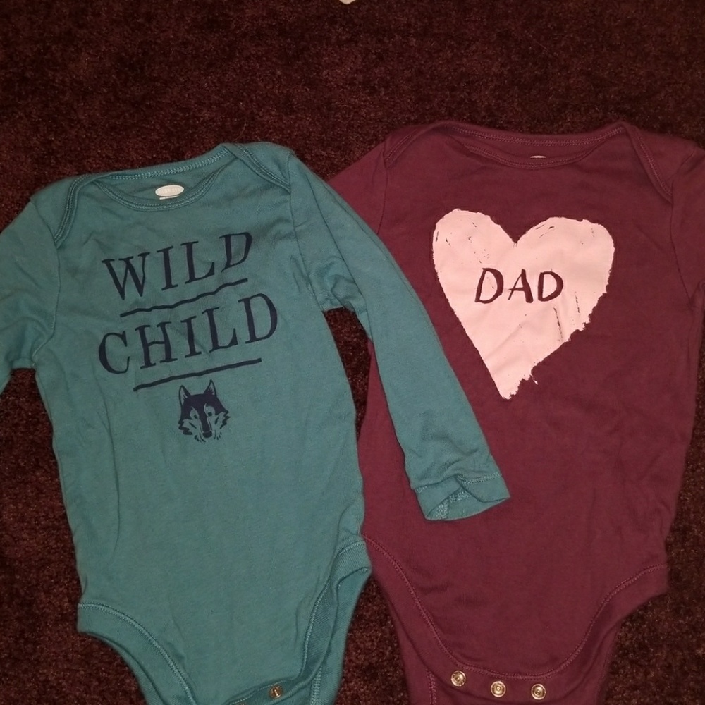 2 long sleeved onsies like new